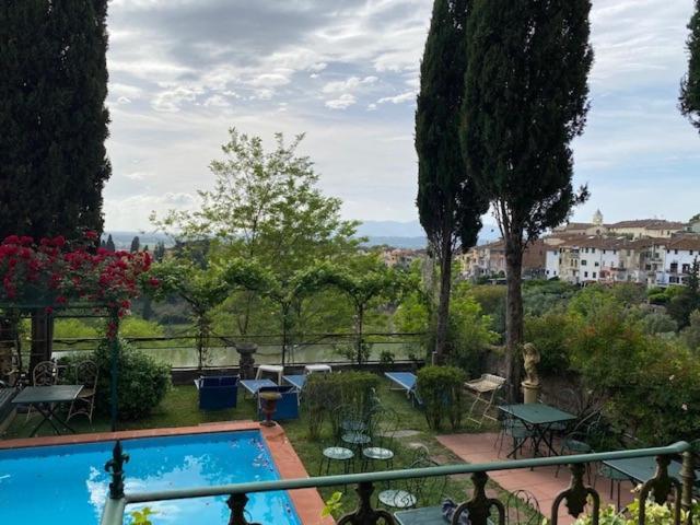 Quattro Gigli Hotel Montopoli in Val dʼArno Extérieur photo