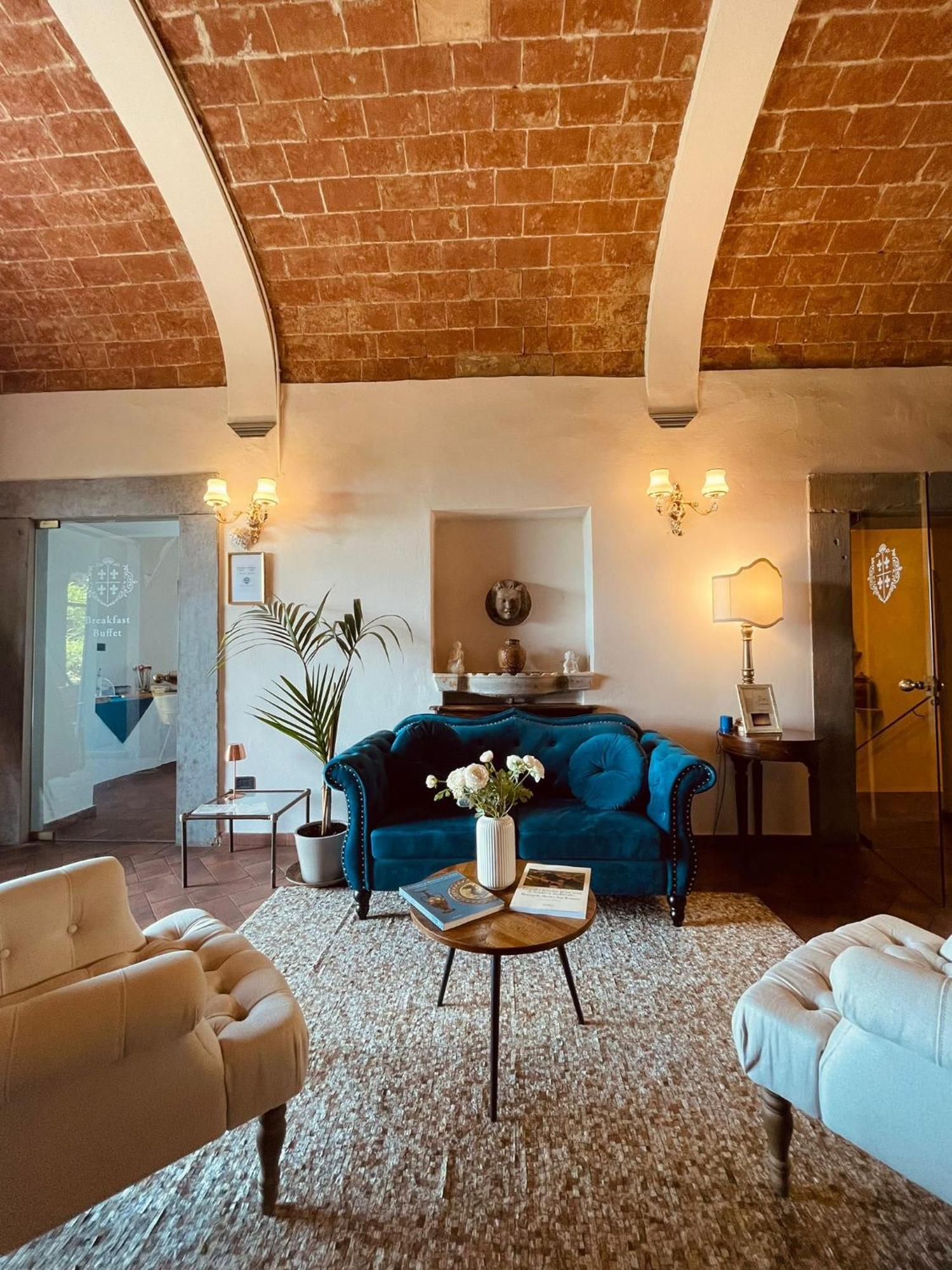 Quattro Gigli Hotel Montopoli in Val dʼArno Extérieur photo